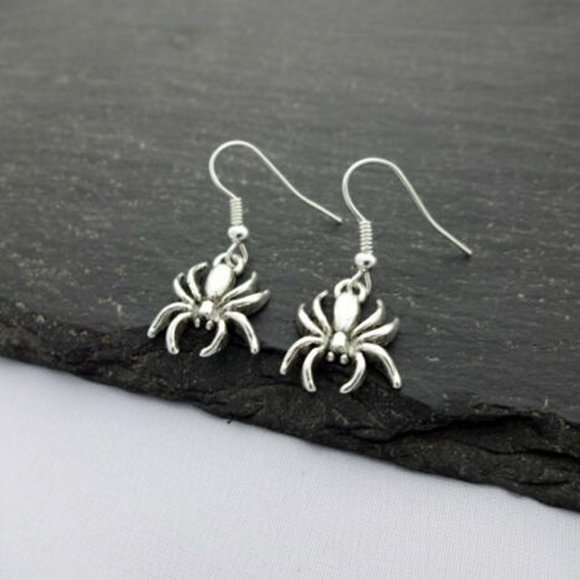 Spider Silver Earrings - Picture 5 of 5